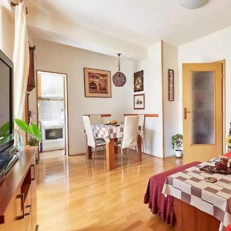 Bohemian Quarter / City Park, Free Parking Apartment Skopje Luaran gambar
