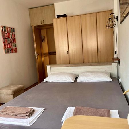 Bohemian Quarter / City Park, Free Parking Apartment Skopje Luaran gambar